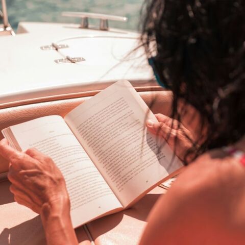 15 non fiction βιβλία για το καλοκαίρι του 2024