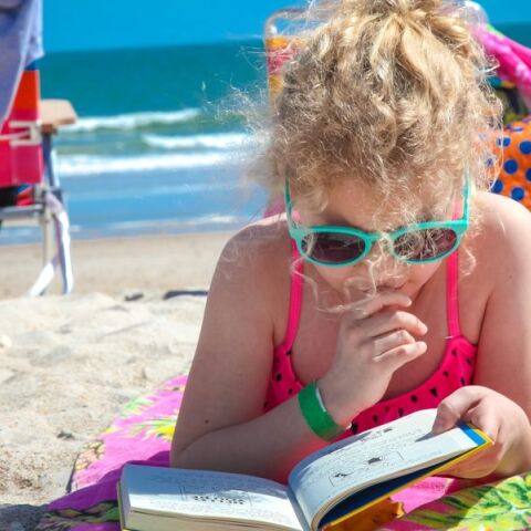 4 βιβλία δραστηριοτήτων και παιδικής λογοτεχνίας για το καλοκαίρι του 2024