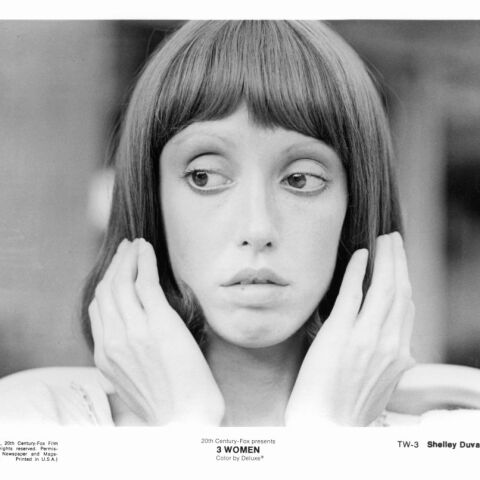 Shelley Duvall with hands to hair in a scene from the film '3 Women', 1977. (Photo by 20th Century-Fox/Getty Images)