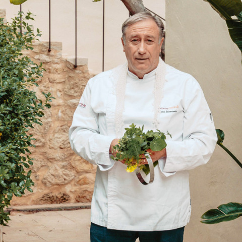 Γιάννης Μπαξεβάνης