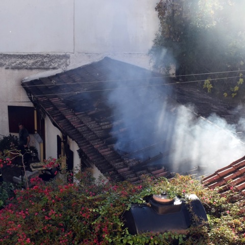 Ηλεία: Εντοπίστηκε σορός κατά την διάρκεια κατάσβεσης φωτιάς σε μονοκατοικία στην Ξυλοκέρα 