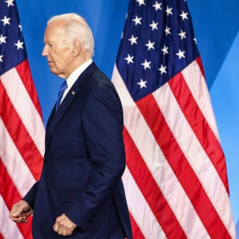 Αμερικανικές εκλογές: Ποιος θα αντικαταστήσει τον Μπάιντεν αν παραιτηθεί