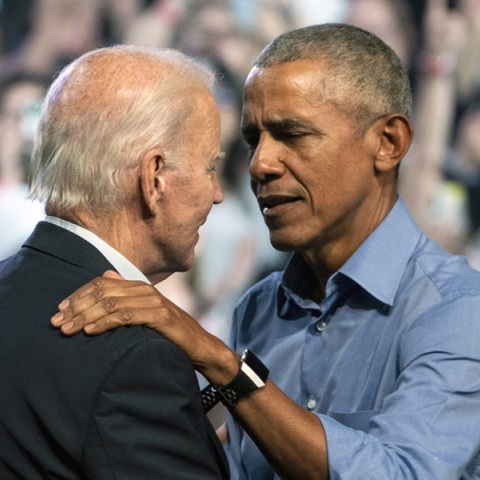 Washington Post: «Ο Μπάιντεν πρέπει να επανεξετάσει την υποψηφιότητά του» λέει ο Ομπάμα σε συνεργάτες του