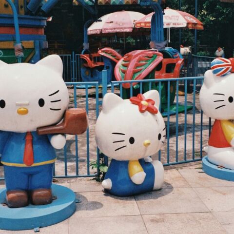 Και όμως η Hello Kitty δεν είναι γάτα...