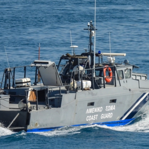 σκαφος λιμενικου