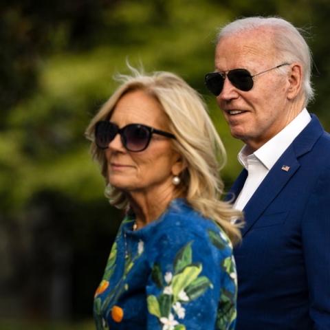 Η αντίδραση της Τζιλ Μπάιντεν μετά την ανακοίνωση της παραίτησης του Αμερικανού προέδρου από την εκλογική κούρσα