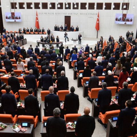 Τουρκία: Ξύλο μεταξύ βουλευτών στην Εθνοσυνέλευση	