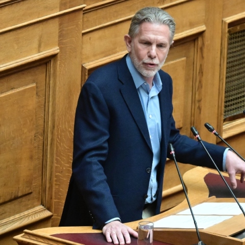 Γερουλάνος για επίθεση Πολάκη: «Από το σοκαριστικό bullying, κρατάω τα δάκρυα της Αθηνάς»