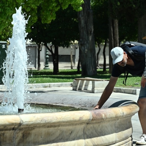 Ανεβαίνει από την Κυριακή ο υδράργυρος - Με τι θερμοκρασίες θα πει το «αντίο» ο Ιούλιος