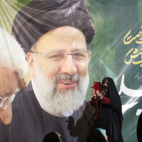 Το Παρίσι καλεί όσους Γάλλους βρίσκονται στο Ιράν να φύγουν αμέσως από τη χώρα 