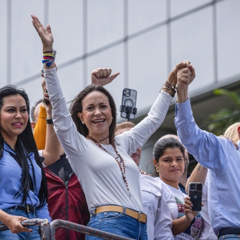 Οι δύο ηγέτες της αντιπολίτευσης, Μαρία Κορίνα Ματσάδο και Εντμούντο Γκονζάλες