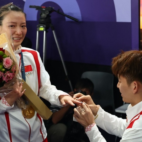 Ολυμπιακοί Αγώνες 2024: Πρώτα πήρε το χρυσό και εν συνεχεία δέχθηκε πρόταση γάμου