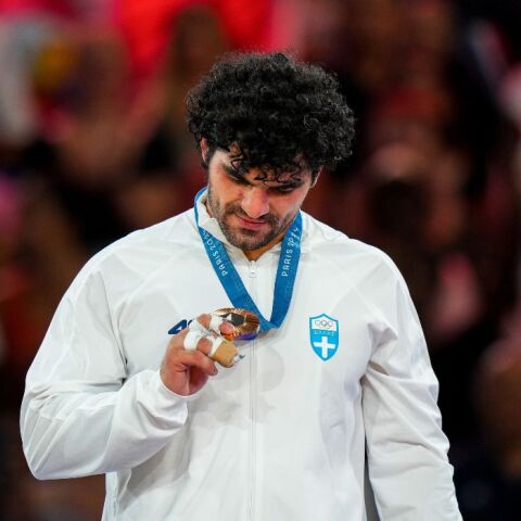 Θεόδωρος Τσελίδης: Η ανάρτηση του και η συγγνώμη 