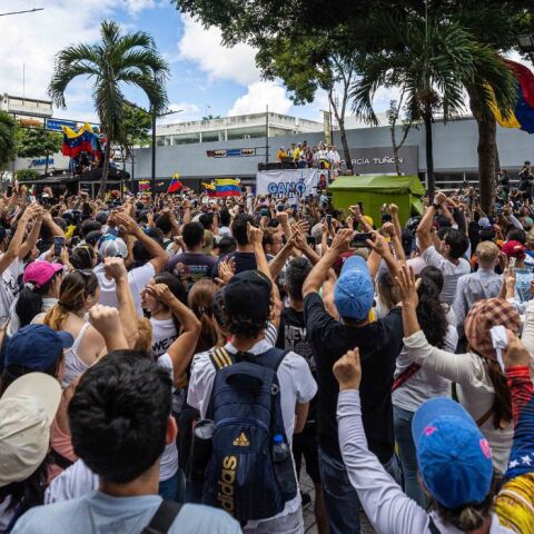 Βενεζουέλα: Μεγάλη διαδήλωση της αντιπολίτευσης στο Καράκας