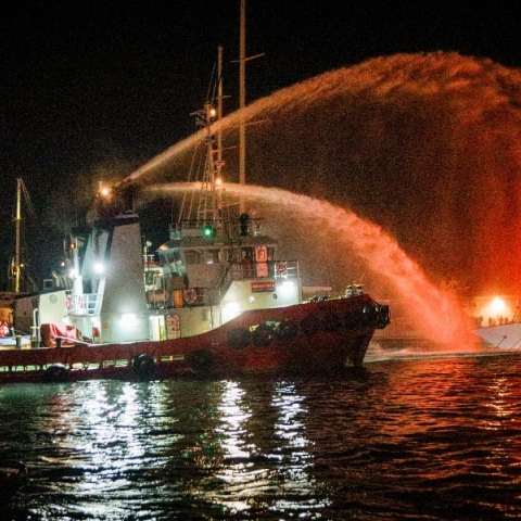 πυροσβεστικα πλοια