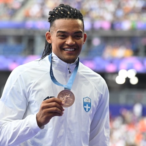 Οι πρώτες δηλώσεις του Καραλή μετά την απονομή του χάλκινου μεταλλίου και η ατάκα για την αυπνία