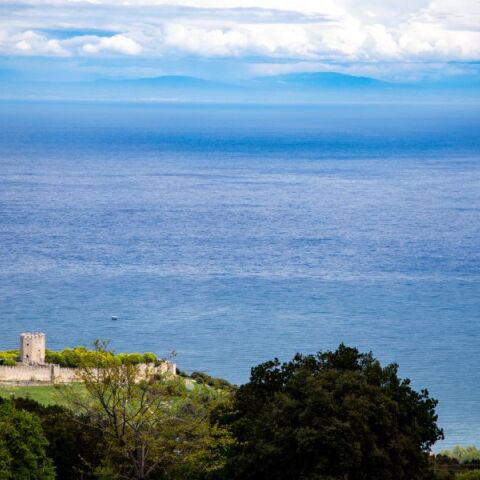 Χωρίς αλλαγή ο καιρός της Πέμπτης