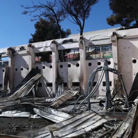 καμμενο κτηριο