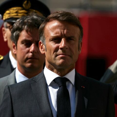 Γκαμπριέλ Ατάλ: Ο «προστατευμένος» του Μακρόν στρέφεται κατά του μέντορα του 