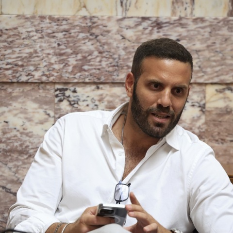 Νίκος Παππάς: Οι ευρωβουλευτές της Νέας Δημοκρατίας ζητούν την «άμεση αποπομπή» του