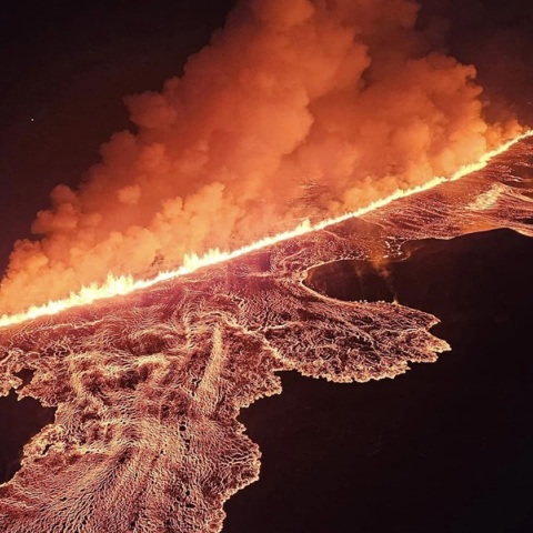 Ισλανδία: Φόβοι για ρύπανση από αέρια μετά τη νέα έκρηξη του ηφαιστείου