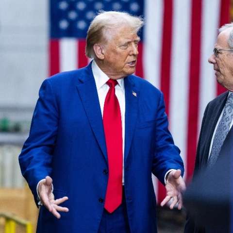 O Τραμπ κατηγόρησε τους Μπάιντεν - Χάρις για την απόπειρα δολοφονίας 