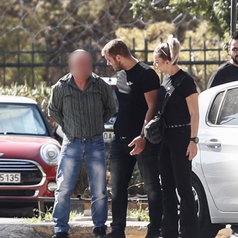 Κολωνός: Προφυλακιστέος ο 44χρονος για τον κατ’ εξακολούθηση βιασμό της 16χρονης