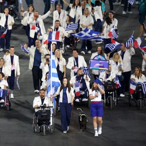 Κλικ γεμάτα χρώματα και χαμόγελα στην Τελετή Έναρξης των Παραολυμπιακών Αγώνων 2024  