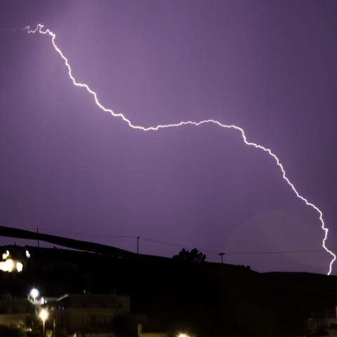 Καιρός: Προελαύνει η «ψυχρή λίμνη» με βροχές και καταιγίδες - Πότε θα επηρεαστεί η Αττική 