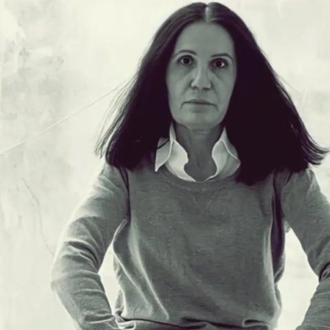 Η ποιήτρια και μεταφράστρια Τζένη Μαστοράκη 