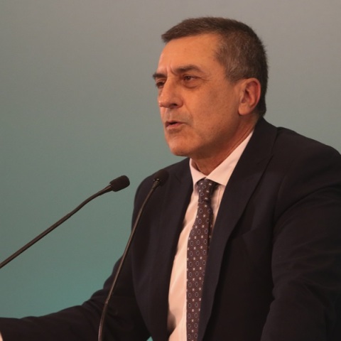 Η ανάρτηση-απάντηση του Δημήτρη Κουρέτα στον Αχιλλέα Μπέο