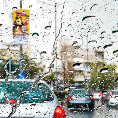 Ασταθής και βροχερός ο καιρός το Σαββατοκύριακο