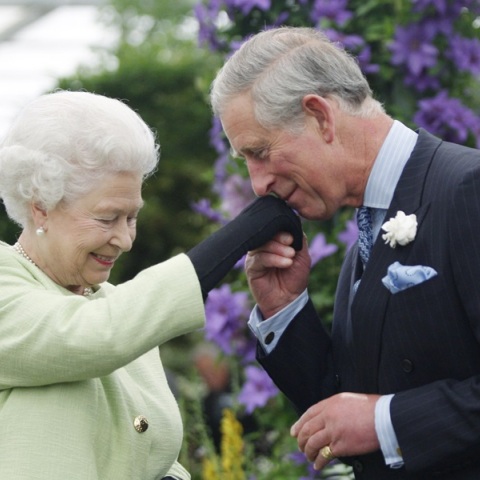 Σαν σήμερα: Ο Κάρολος στον βρετανικό θρόνο μετά από την πιο μακρά αναμονή διαδοχής