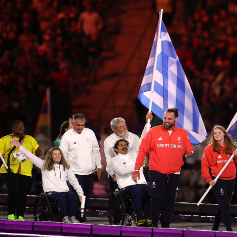 Παραολυμπιακοί Αγώνες 2024: Στον ουρανό του «Stade de France» η ελληνική σημαία