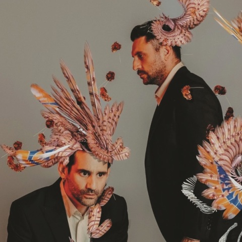 Ο Οδυσσέας Παπασπηλιόπουλος και ο Γιώργος Χρυσοστόμου στους Όρνιθες του Άρη Μπινιάρη