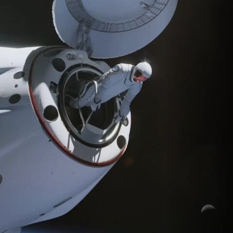 Διάστημα: Ο πρώτος περίπατος πολιτών στην ιστορία