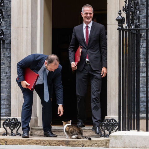 Λάρι ο Γάτος: Σνόμπαρε τον υπουργό Σκωτίας