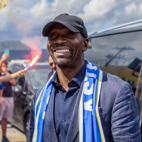 Ο Κλοντ Μακελελέ έφτασε στην Τρίπολη για τον Αστέρα και αποθεώθηκε