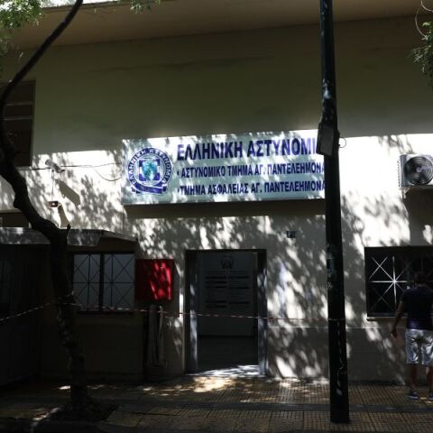 Νεκρός εντοπίστηκε ο 37χρονος μετανάστης στο Αστυνομικό Τμήμα Αγίου Παντελεήμονα 