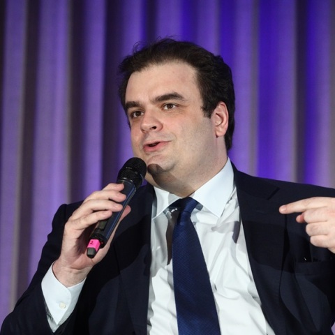 Πιερρακάκης για σχολικό εκφοβισμό: 407 αναφορές στην πλατφόρμα stop-bullying, 813 αποβολές για χρήση κινητών