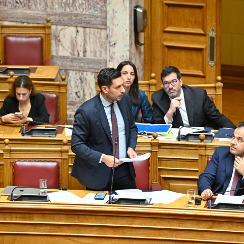 Κτηματολόγιο: Πέρασε από τη Βουλή η ψηφιακή μεταρρύθμιση της Κυβέρνησης