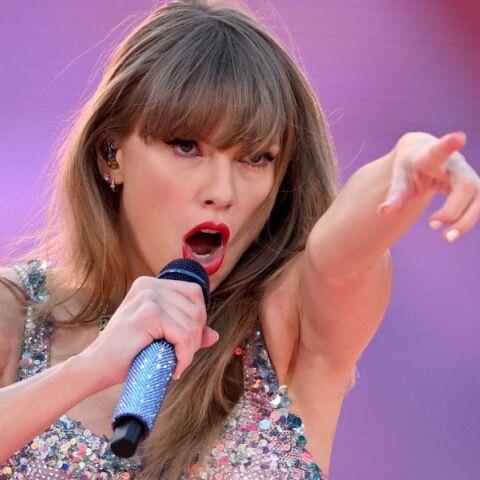 Η Τέιλορ Σουίφτ έκανε δωρεά σε τράπεζα τροφίμων στο Κάρντιφ υπέρ 925 ανθρώπων - Η Αμερικανίδα ποπ σταρ «ρίχνει φως στο παγκόσμιο ζήτημα της φτώχειας»