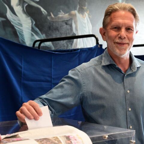  ΕΚΛΟΓΕΣ ΓΙΑ ΤΗΝ ΑΝΑΔΕΙΞΗ ΠΡΟΕΔΡΟΥ ΤΟΥ ΠΑΣΟΚ-ΚΙΝΗΜΑΤΟΣ ΑΛΛΑΓΗΣ / ΨΗΦΟΦΟΡΙΑ ΑΠΟ ΤΟΝ ΥΠΟΨΗΦΙΟ ΠΡΟΕΔΡΟ ΠΑΥΛΟ ΓΕΡΟΥΛΑΝΟ (ΤΑΤΙΑΝΑ ΜΠΟΛΑΡΗ/EUROKINISSI)