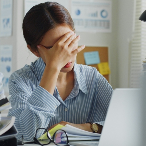 Τοξικές συμπεριφορές στο γραφείο και glossing