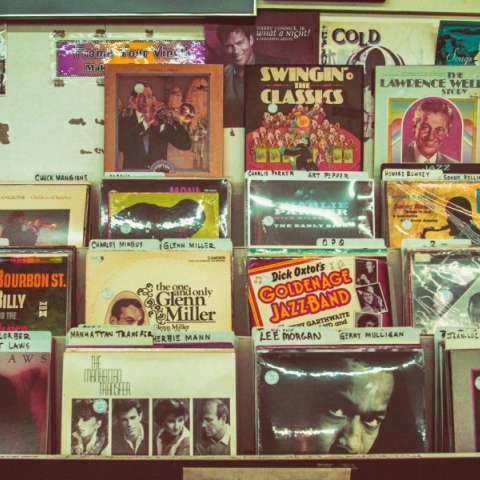 ραφια με δισκους