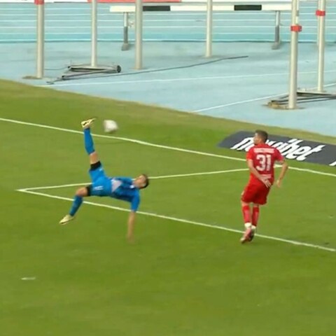 Υποψήφιο γκολ της χρονιάς με ανάποδο ψαλίδι από τον Μάντζη του Πας Γιάννινα 