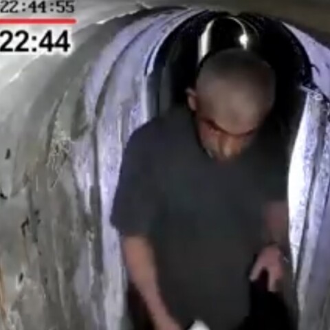 Οι IDF δημοσίευσαν βίντεο με τον Σινουάρ σε σήραγγα πριν από την επίθεση της 7ης Οκτωβρίου