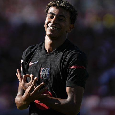 Λαμίν Γιαμάλ: Έτοιμος για το clasico...με σιδεράκια στα χρώματα της Μπαρτσελόνα