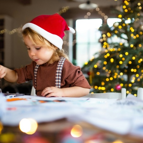 Τα Χριστούγεννα κάθε χρόνο «έρχονται» όλο και νωρίτερα