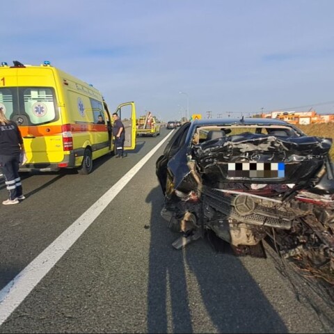 Τραγωδία στην Εγνατία Οδό: Σκοτώθηκαν ένας άνδρας και μία γυναίκα σε σύγκρουση ΙΧ με βαν